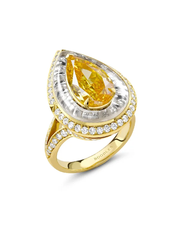 Sapphire Ring for Women-A Family Journey Havana Pear Orange Diamond Yellow Gold Ring