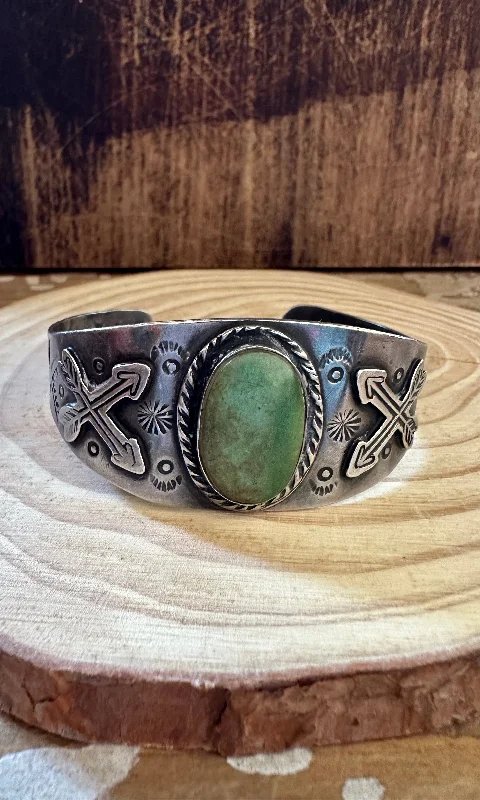 Classic Adjustable Bracelet-FRIENDSHIP ARROWS Fred Harvey Era 30s 1930s Navajo Turquoise & Silver Cuff