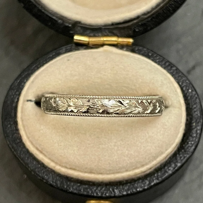 Sapphire Ring for Women-Hand Engraved 3mm Wheat Band