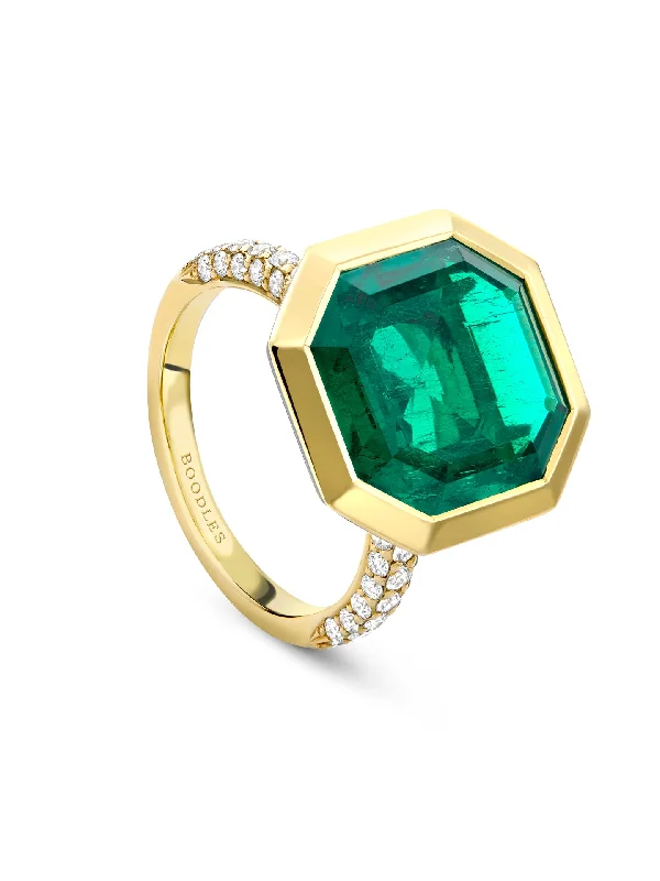 Oval Diamond Ring-Florentine Dolce Vita Emerald Yellow Gold Ring